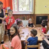 Novi nameštaj za zrenjaninski vrtić omogućila deca iz baletskog studija 14