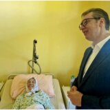 Vučić posetio igumaniju Pećke patrijaršije u bolnici 3