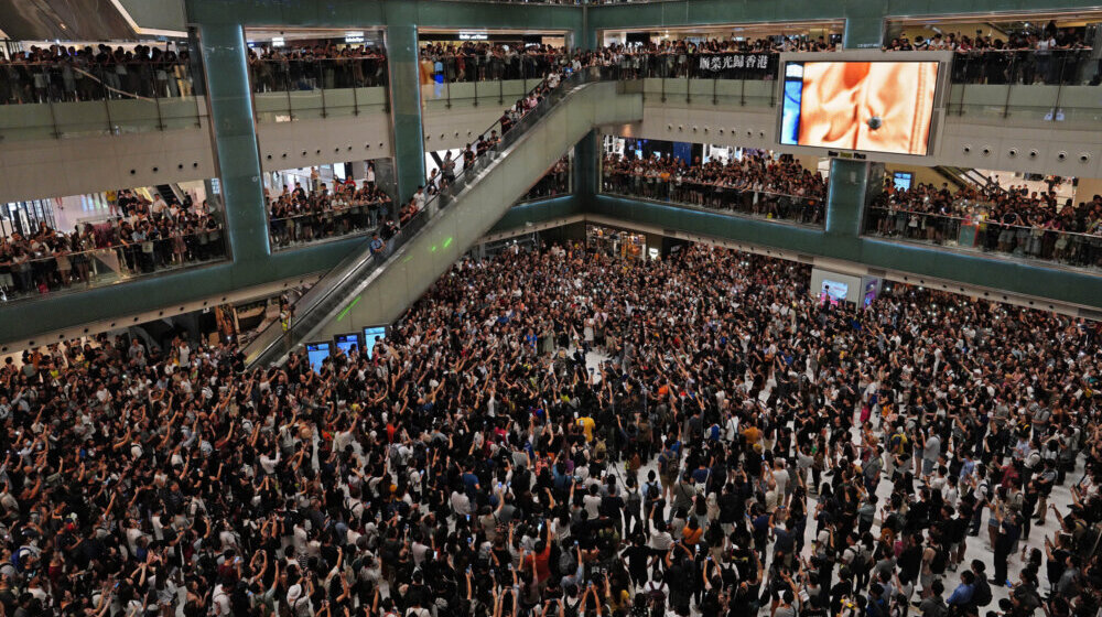 Pravosuđe Hongkonga odbacilo zabranu pesme prodemokratskih demonstranata 1
