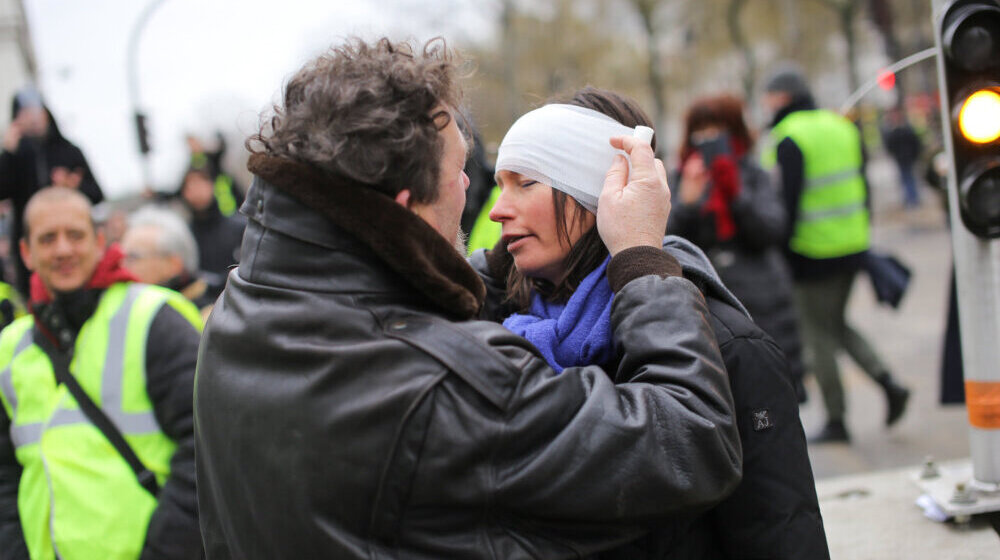 Demonstracije, nemiri, "dešavanja naroda" su njegova specijalnost: Protesti od Pariza do Kragujevca kroz objektiv Lazara Novakovića (FOTO) 1