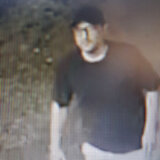 Policija objavila fotografiju osumnjičenog za napad na advokata u Novom Sadu 6