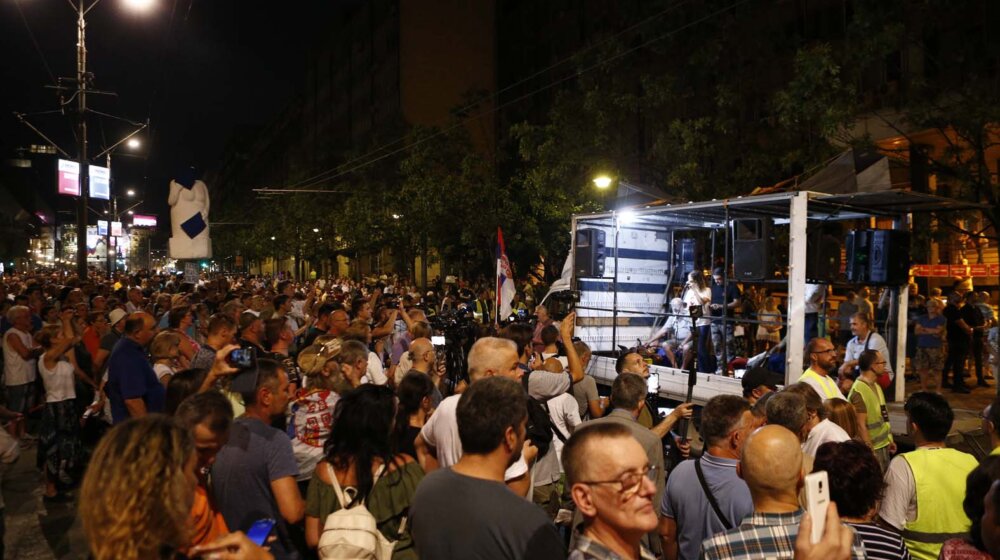 SEOS: Hitno povući pljačkaški zakon, nije poenta u brojnosti već postojanosti protesta 1