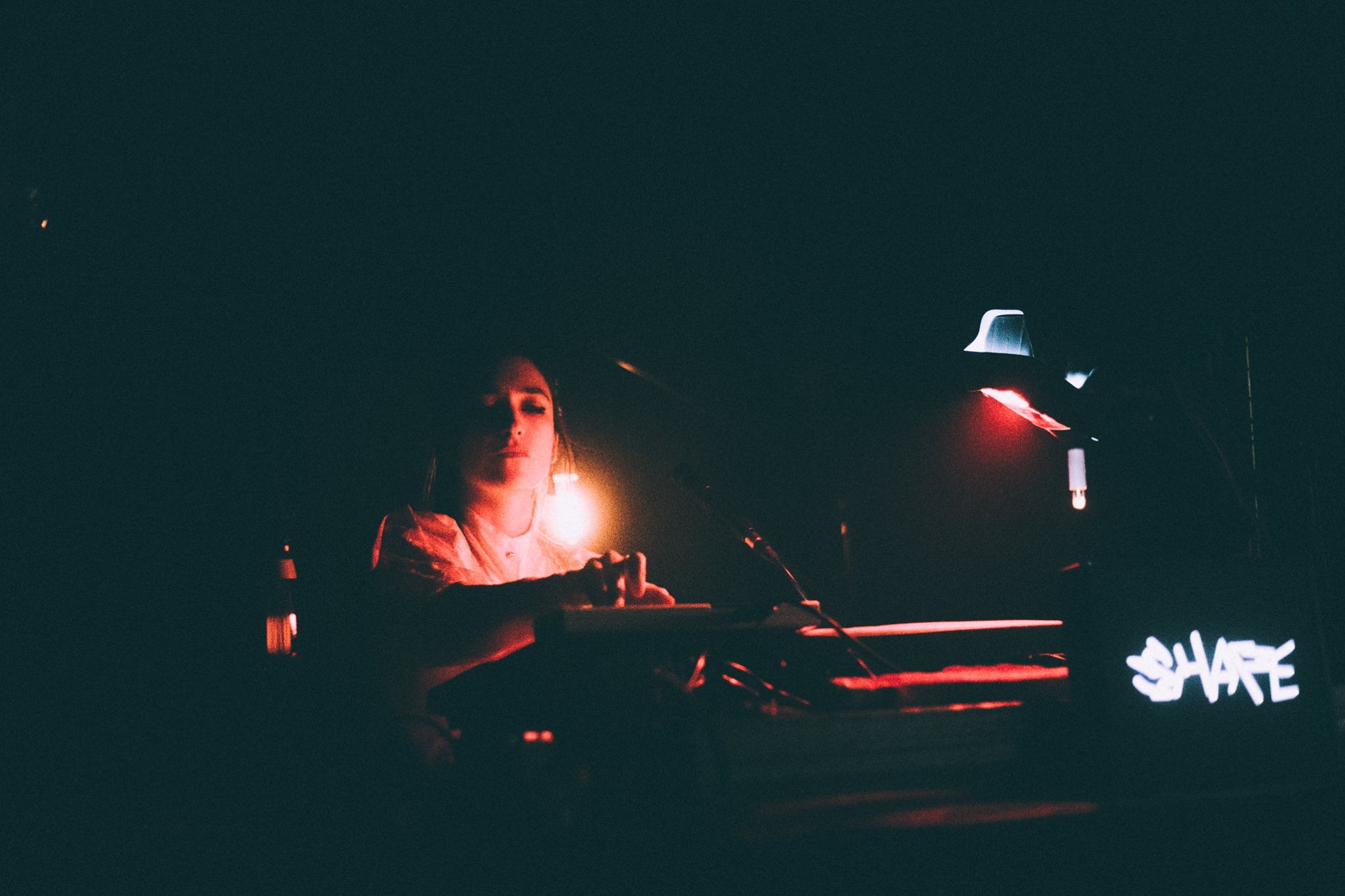 Zvuk iz procepa popa i nojza: Žena iza mašine - Marija Balubdžić Umbra 4