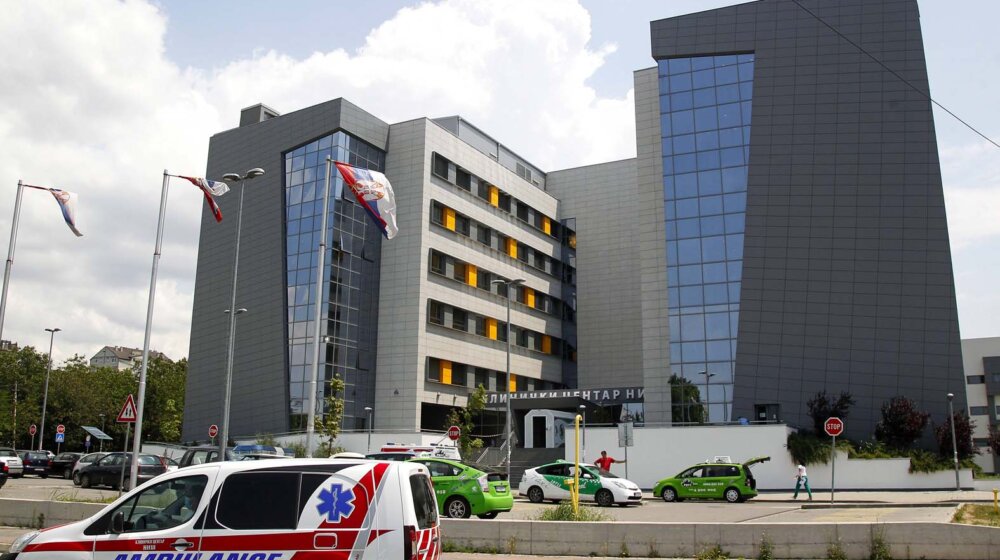 Obustavljen prijem 52 zdravstvena radnika u niškom Univerzitetskom kliničkom centru 1
