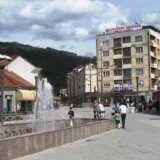 U Surdulici đacima podeljeni besplatni udžbenici pod jednim uslovom 12