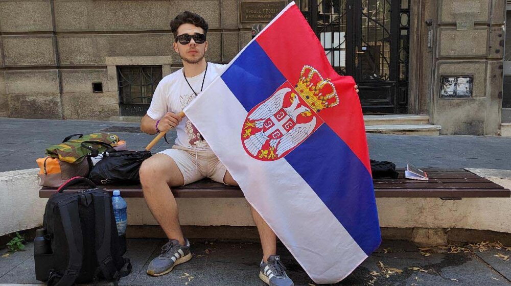 "Borba ne prestaje": Student Dimitrije Dimić iz kućnog pritvora 1