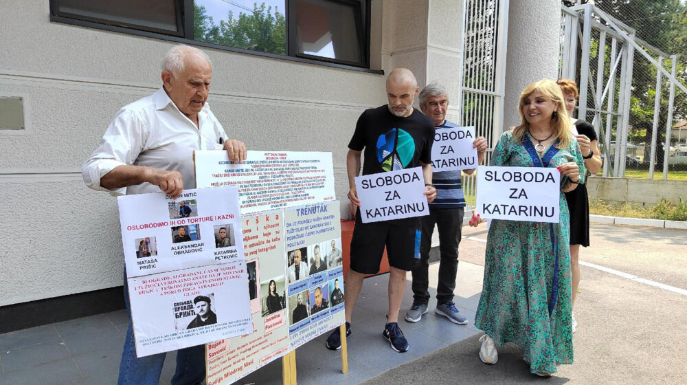 Policajka iz Valjeva puštena iz pritvora 1