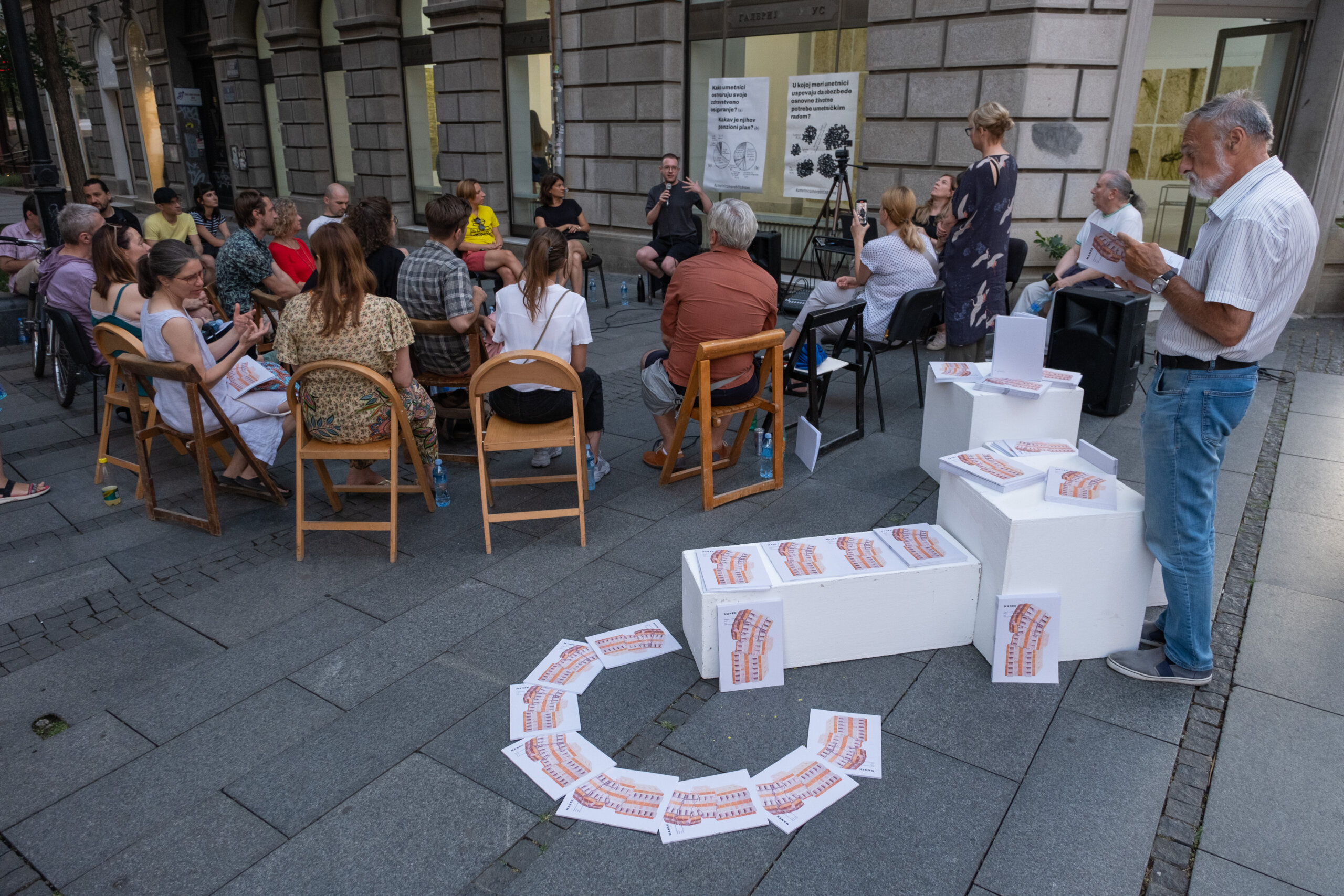 Neophodne strukturne promene, a ne kozmetičke korekcije: Održana promocija 11. broja magazina nezavisne kulture MANEK 2
