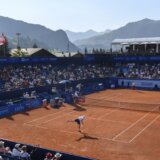 Zašto se glavni teren u Gštadu zove po proslavljenom australijskom teniseru: Dijamantska svadba s pogledom na bernske Alpe 5