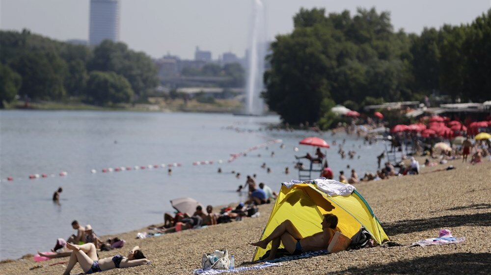 Upozorenje RHMZ na ekstremne temperature do 40 stepeni Celzijuza: Jak toplotni talas zahvatiće Beograd i Srbiju, stižu i tropske noći 1