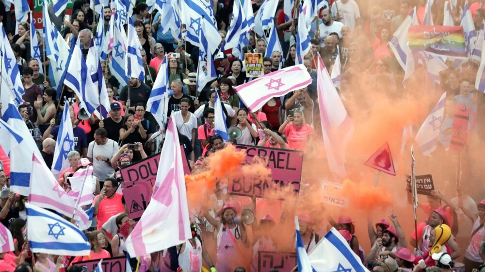 Štrajk lekara, sindikati prete, naslovnice listova crne: Izraelci ne odustaju od protesta zbog reforme pravosuđa 1