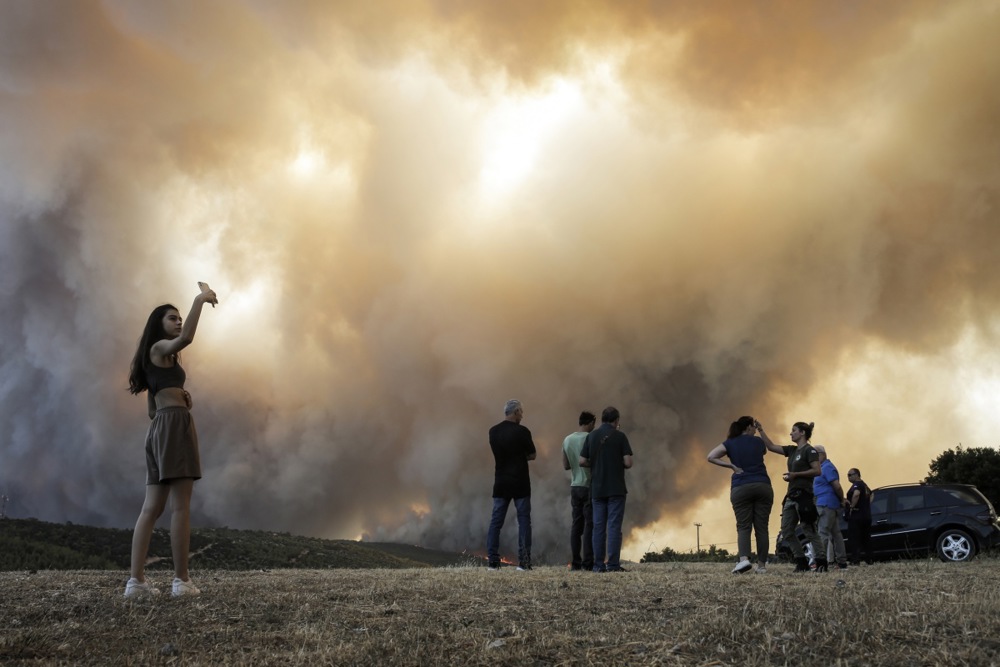 Italija -"džinovska peć za pice", požar u Kanadi odneo površinu veliku kao država Ohajo: Ekstremno vreme u Evropi, SAD i Aziji 2
