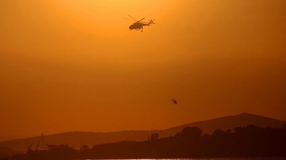 Gotovo 2.500 ljudi noćas evakuisano sa Krfa zbog požara 1