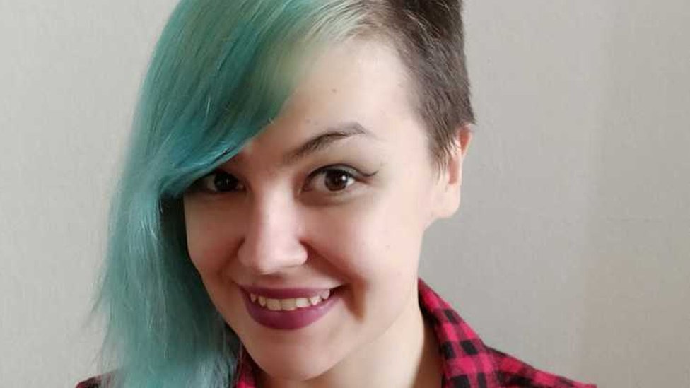 Srbija, žene i gejming: Kakav je položaj žena u svetu video igara 3 Gejmerka Ivona Nikolić