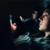 Tehnologija i psihologija: Kako nam mobilni telefoni menjaju mozak 9