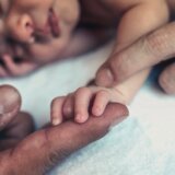 Medicina i etika: Da li bebe nastale mešanjem DNK troje ljudi imaju pravo da znaju ko su oni 7