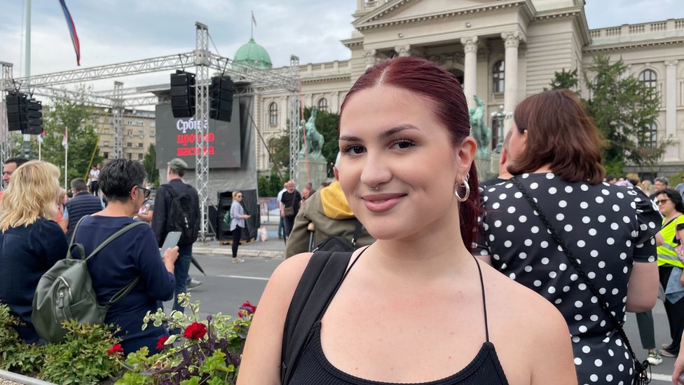 „Srbija protiv nasilja": Deveti protest u Beogradu, šetnja do televizije Pink, skupovi nastavljeni i u drugim gradovima 4 protest, Srbija protiv nasilja