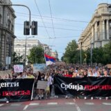 „Srbija protiv nasilja": Deveti protest u Beogradu, šetnja do televizije Pink, skupovi nastavljeni i u drugim gradovima 6