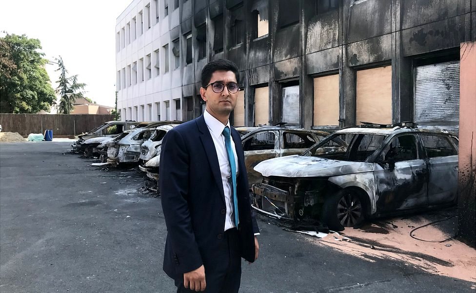 Protesti u Francuskoj: „Za samo nekoliko dana bili smo u paklu", kaže gradonačelnik mesta na obodu Pariza 1 Zartoshte Bakhtiari, mayor of Neuilly-sur-Marne - a French commune in the Seine-Saint-Denis department - since 2020