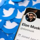 Društvene mreže: Tviter izgubio polovinu prihoda od reklama od kada ga je preuzeo Ilon Mask 1
