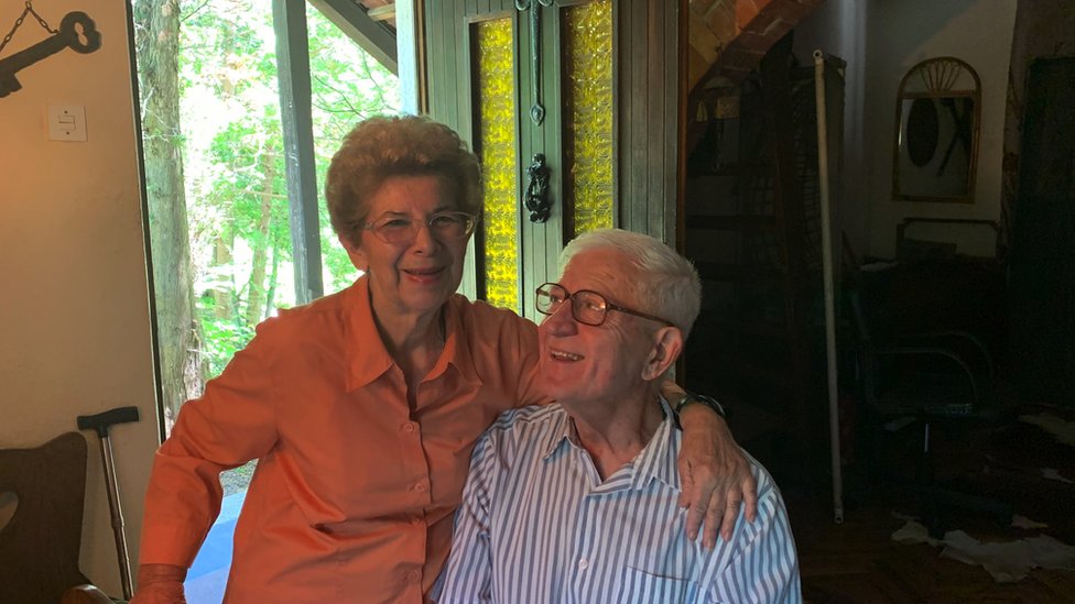 Svetski dan stanovništva: „Koja muka vas je navela ovde", BBC u seoskim pustinjama na jugu Srbije 6 Viktorija i Miroslav Džunić