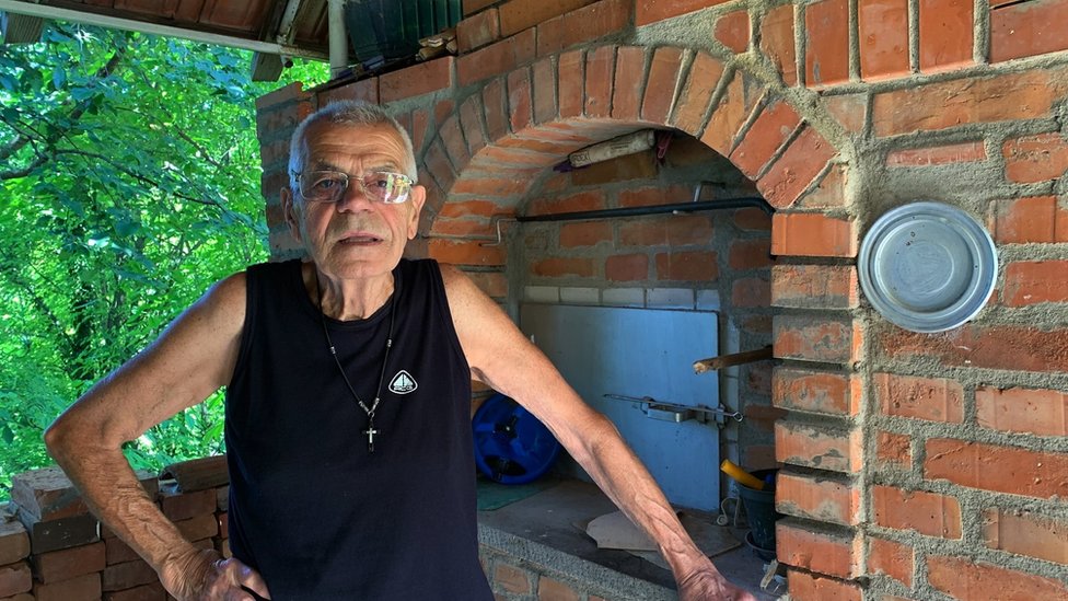 Svetski dan stanovništva: „Koja muka vas je navela ovde", BBC u seoskim pustinjama na jugu Srbije 10 Branislav Đorđević