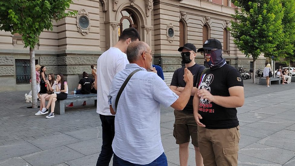 Rat u Bosni i Hercegovini i ratni zločini: „Negiranje da je u Srebrenici bilo genocida je krivično delo" 6 Srebrenica, zločin u Srebrenici, Žene u crnom