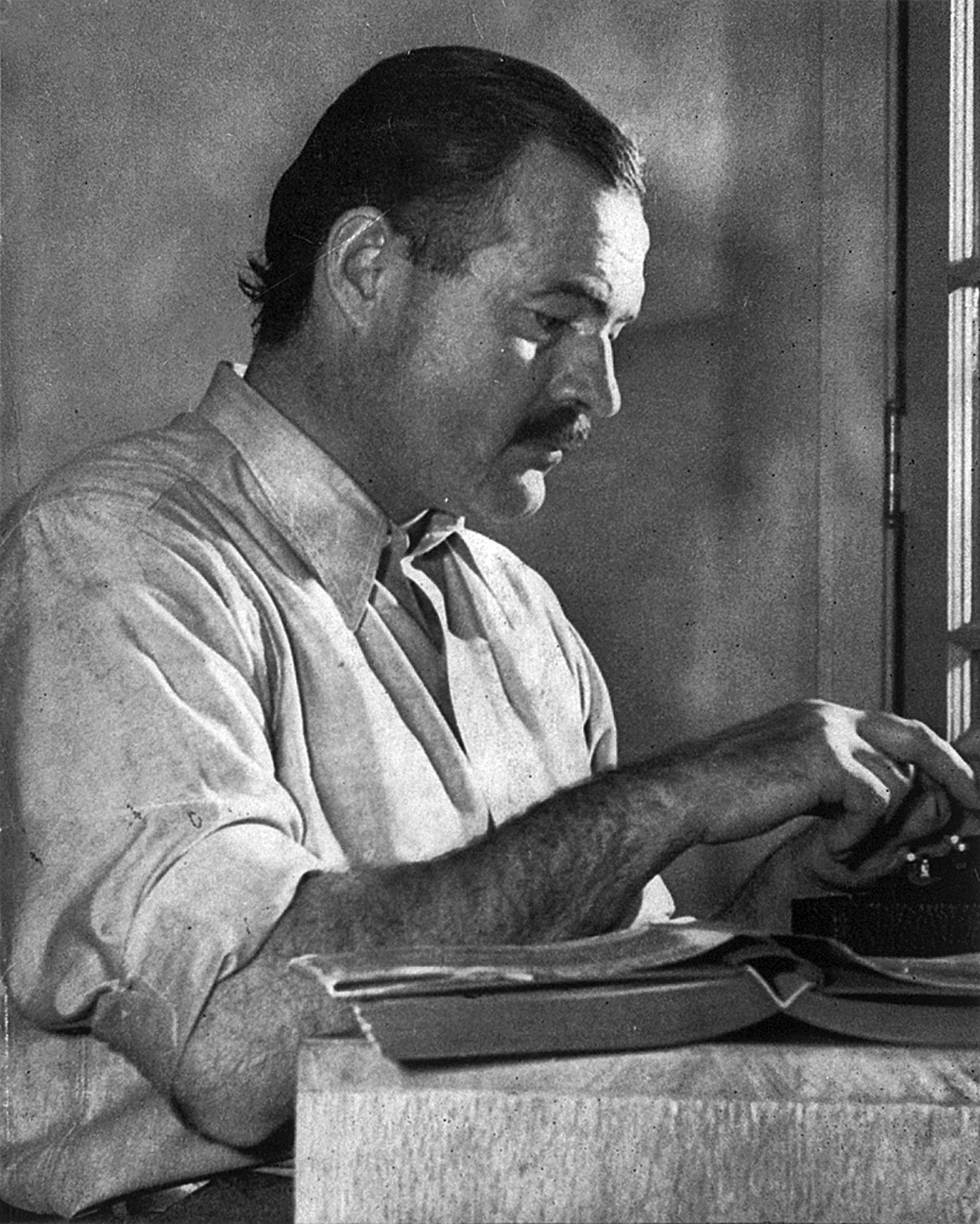 Književnost: Ernest Hemingvej, avanturista koji je otkrio šta se krije ispod ledenog brega 4 Nadimak Papa sebi je nadenuo sam