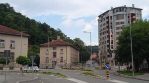 Užička vlast odbacuje sumnje da je pokušala da namesti tender za javnu rasvetu: Sve je po zakonu, nabavka je obustavljena 3 Užička vlast odbacuje sumnje da je pokušala da namesti tender za javnu rasvetu: Sve je po zakonu, nabavka je obustavljena 3