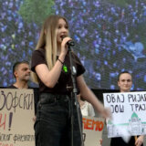"Moje ime je Emilija, moj otac nije predsednik": Govor studentkinje na protestu "Srbija protiv nasilja" 7