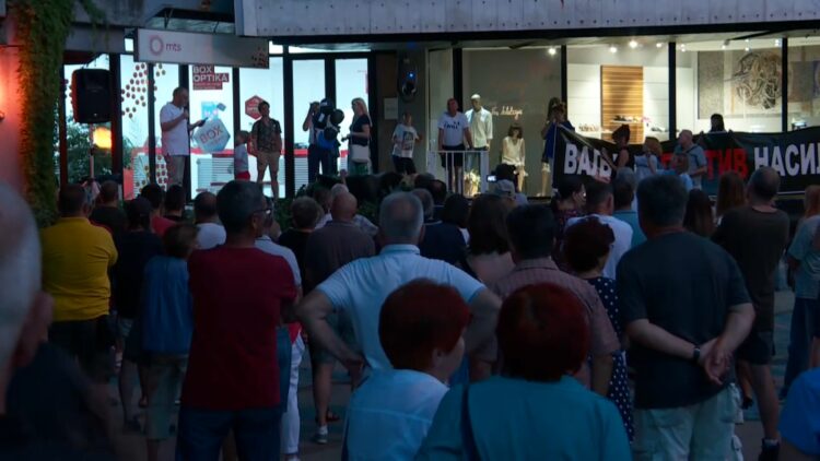 Protesti protiv nasilja u Somboru, Valjevu, Kruševcu… 1