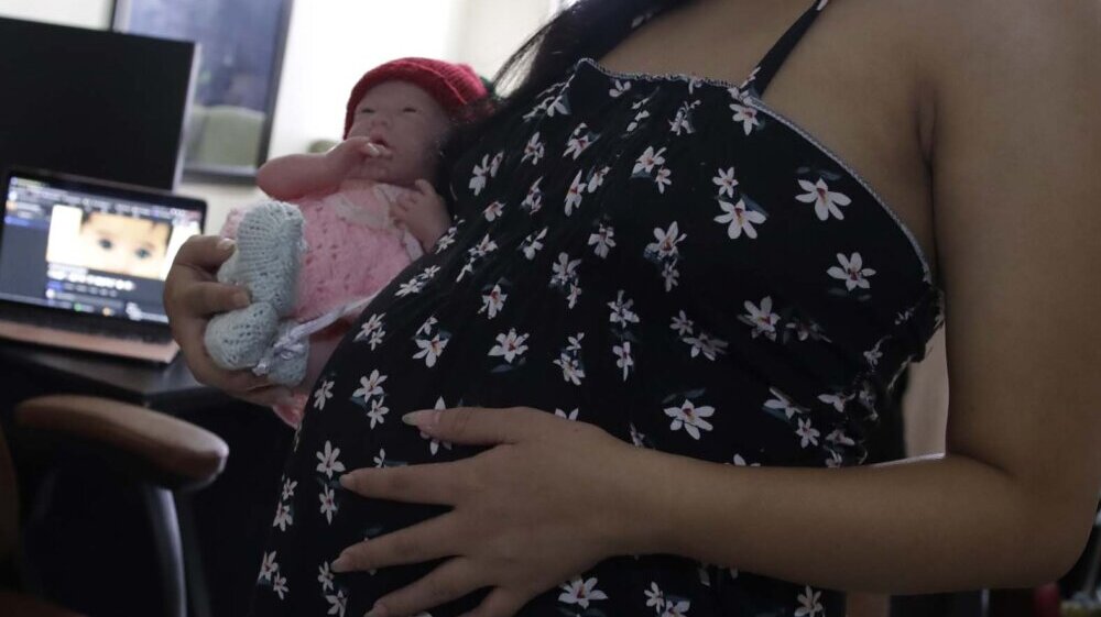 Đukić Dejanović je govorila da je potrebno da ginekolozi dobiju instrukcije od psihologa i psihijatara "Mnogo puta sam bio zgrožen komunikacijom kolega": Psihijatar o ideji Slavice Đukić Dejanović da ginekolozima treba njihova pomoć 3