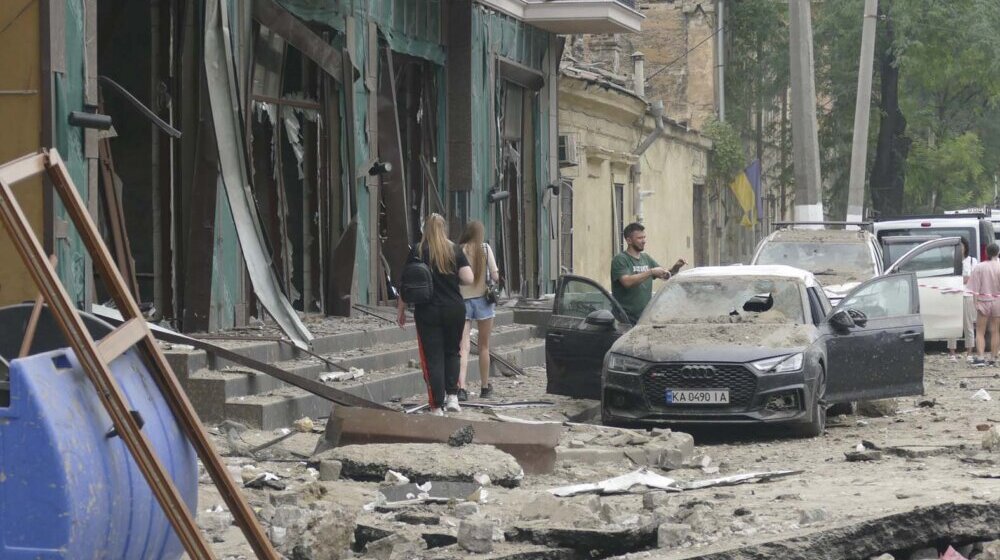 Russian missiles hit southern Ukrainian city of Odesa