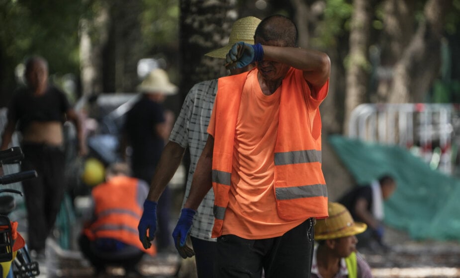 Radnicima u Kini naređeno da ograniče rad na otvorenom 1