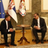 Šta je Vučić danas rekao Lajčaku? 10