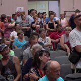 “Ovo više nije migrantska kriza, ovo je teroristički čin”: Meštani Hajdukova traže hitno rešavanje problema sa krijumčarskim grupama i migrantima na severu zemlje 3