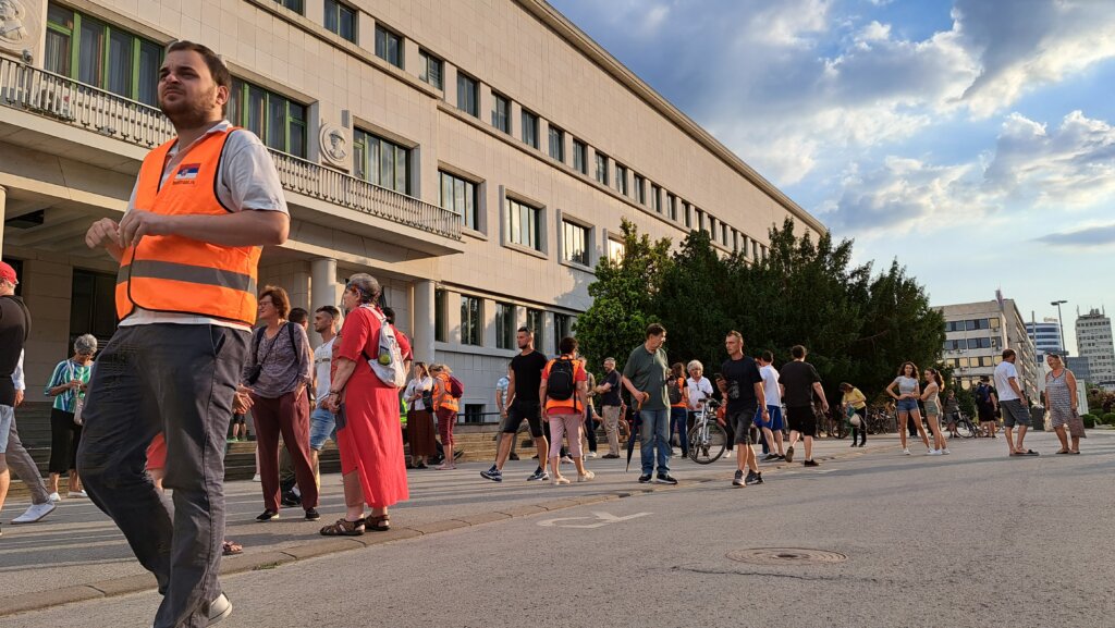 Građani blokirali Varadinski most na protestu "Srbija protiv nasilja" u Novom Sadu 2