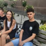 (FOTO) "Glumiću partizanku, a i zaradićemo džeparac": Mladi Zrenjaninci po najvrelijem danu spremni da statiraju na filmu "Deca Kozare" 4
