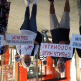 "Guraju nas da nestanemo": Održan šesti protest Srbija protiv nasilja u Vranju 10
