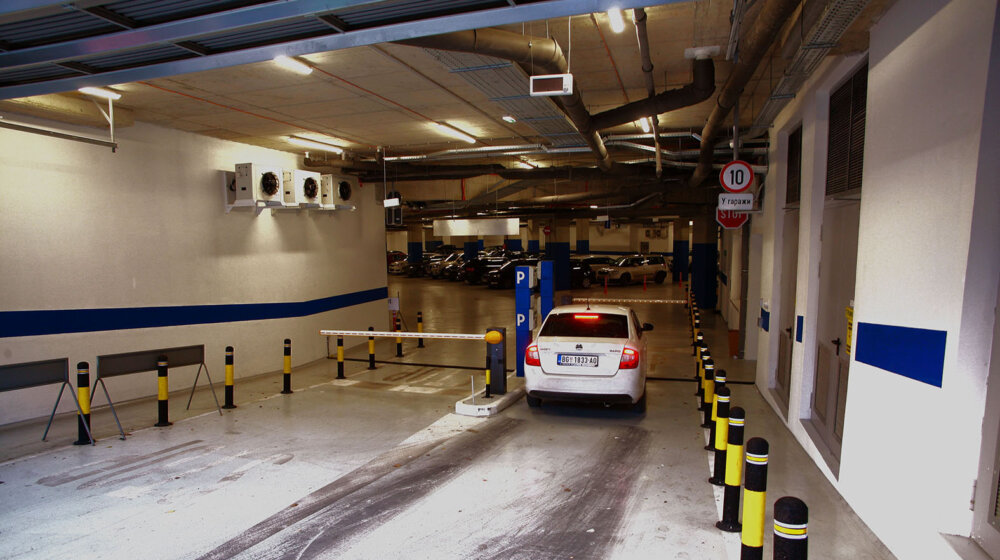 Potraga za parking mestom u Beogradu, stručnjaci procenjuju da nedostaje još 10 velikih garaža 11