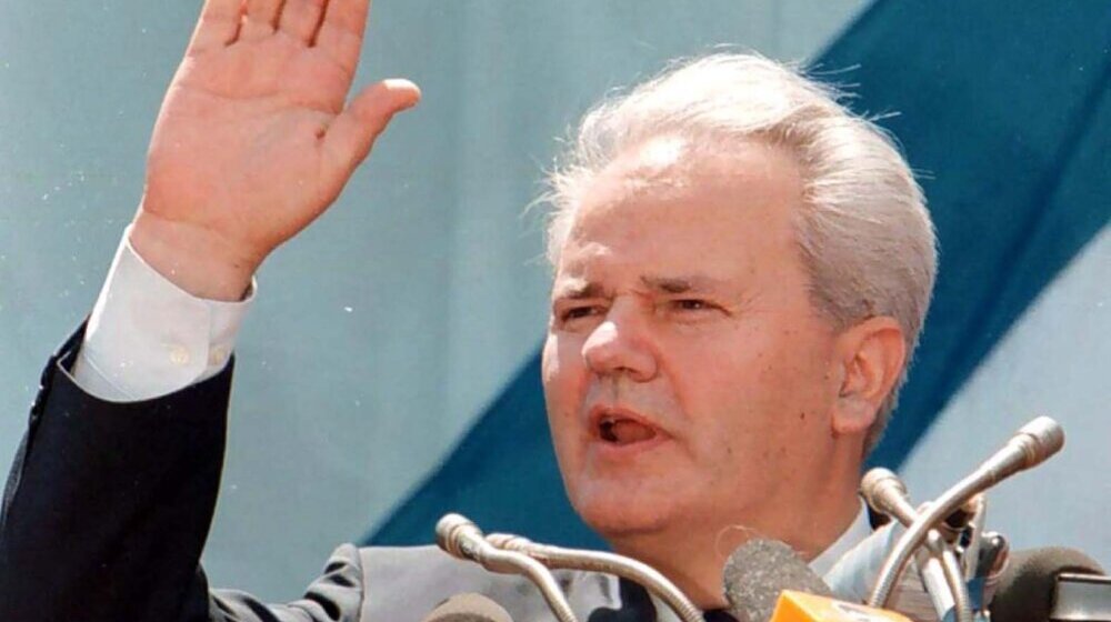 Da li predložena vlada podseća na doba Miloševića, radikala i julovaca? 9