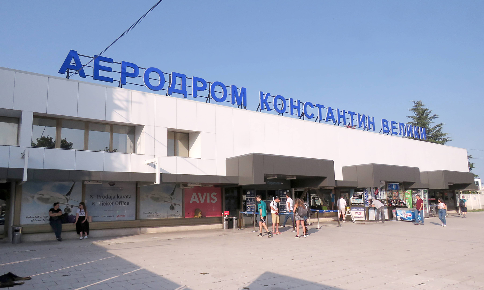 “Prikrivanje tragova zločina pred lokalne izbore”: Zašto država subvencioniše sedam linija sa niškog aerodroma? 4