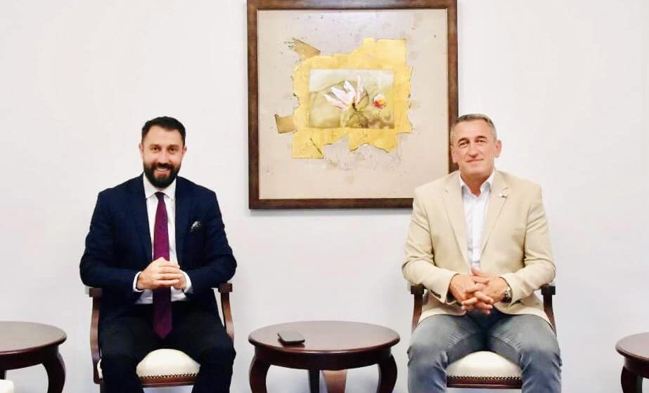 Krasnići: U kabinetu gradonačelnika Leposavića od danas i četvoro Srba 1