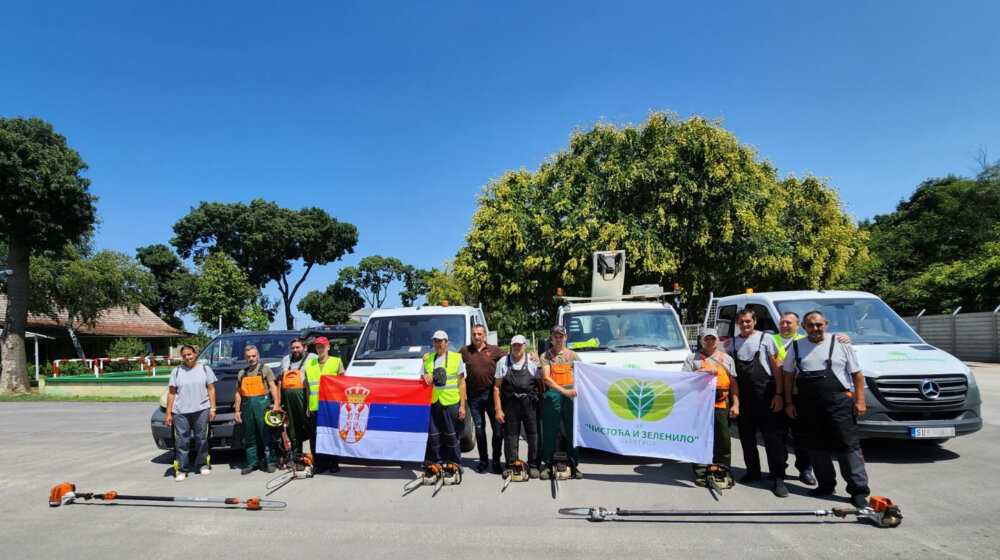 Radnici subotičke “Čistoće” pomažu Novom Sadu u saniranju posledica olujnog nevremena 1