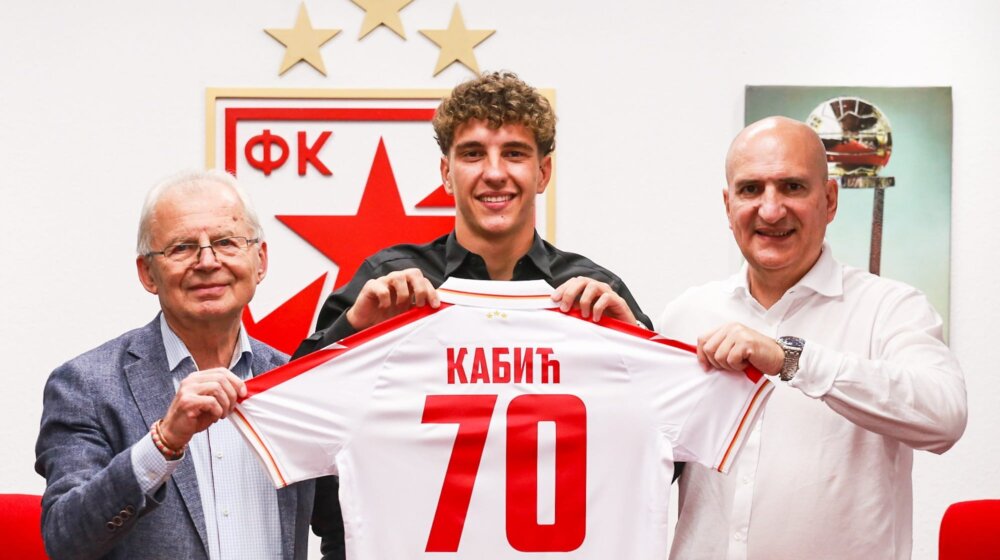 Talentovani Uroš Kabić novi fudbaler Crvene zvezde 1