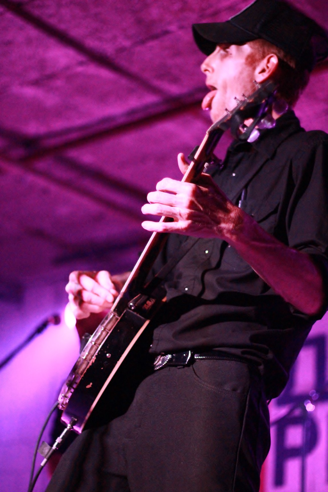 SLIM CESSNA: Istorija sveta je krvoproliće. Više volim da se odvojim i sledim Isusa 6 SLIM CESSNA: Istorija sveta je krvoproliće. Više volim da se odvojim i sledim Isusa 6