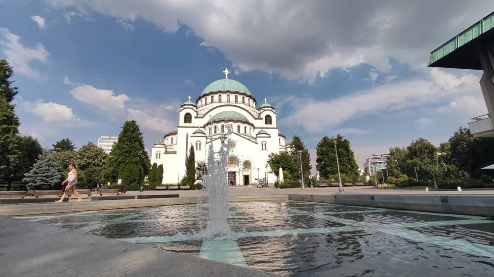 Patrijarh Porfirije služiće uskršnju liturgiju u ponoć u Hramu Svetog Save 11