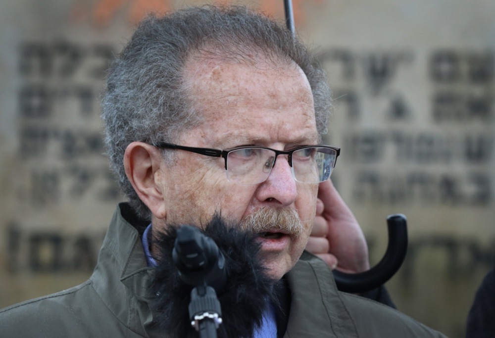 Autorski tekst potpredsednika Svetskog jevrejskog kongresa: "Zašto je grupa Jevreja došla da oplakuje žrtve genocida u Srebrenici?" 2