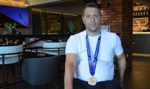 "Sport mi je pomogao da prevaziđem početnu krizu": Paraatletičar sa Zlatibora oborio lični rekord u bacanju čunja i izborio normu za Paraolimpijske igre (FOTO/VIDEO) 6