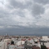 RHMZ objavio najavu za naredna dva sata: U kojim krajevima Srbije se očekuje kratkotrajna kiša, a u kojim pljusak? 12